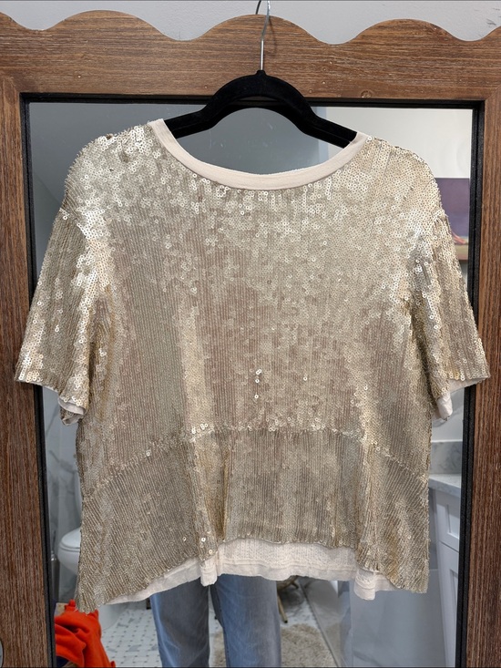 Chan Luu Tops - Chan Luu Metallic Sequin Short Sleeve Top in Gold